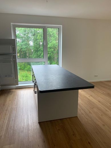 Esclusivo appartamento di 3 locali con ampia terrazza soleggiata e cucina componibile di alta qualità – Foto 3