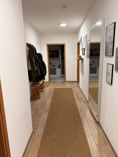Traumhafte Wohnung in EFH mit Kamin, Garten, Pool, Wintergarten – Foto 10