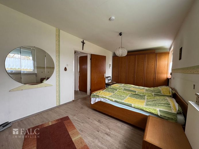Schlafzimmer 2