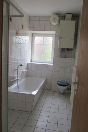 Erdgeschoßwohnung mit Terrasse zu vermieten – Bild 4