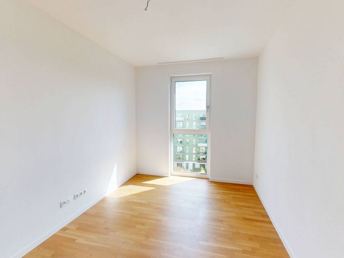 FAMILIEN AUFGEPASST: Wohntraum mit 5 Zimmern und Balkon in Berlin Lichtenberg – Schlafzimmer II