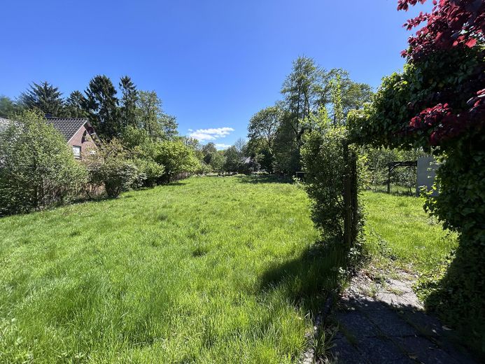 ¡Algunas casas se construyen; otras tienen una historia! – Blick in den XXL Garten
