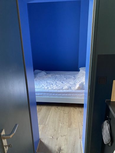 Akazienkiez'de 1.5 odalı daire – Fotoğraf 5