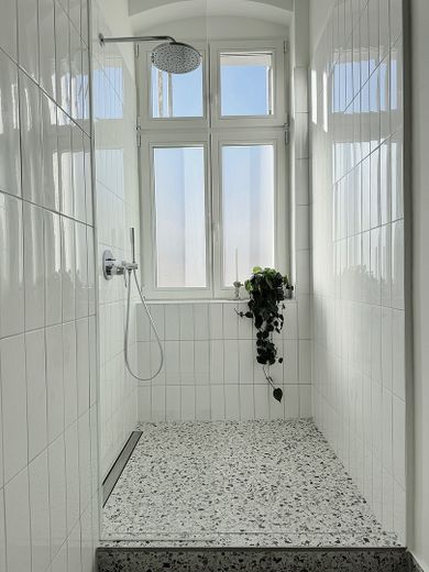 PROVISIONSFREI: Sanierte Altbauwohnung mit Balkon im Winsviertel – Foto 5