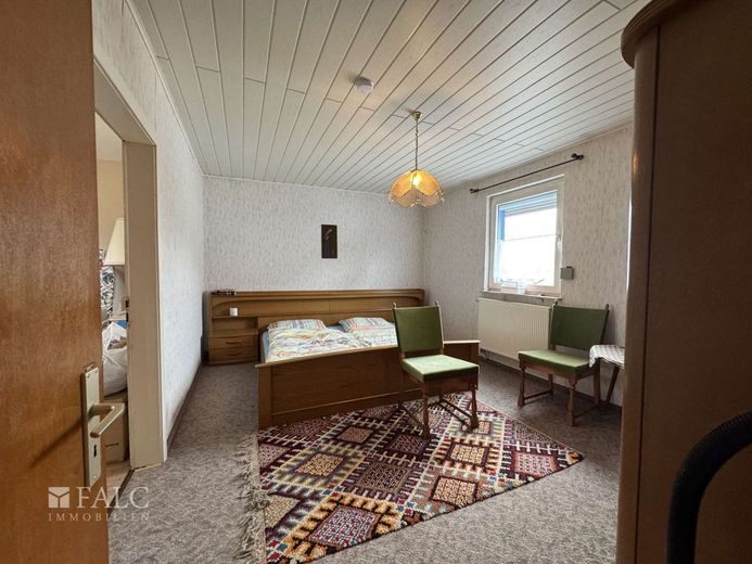 Schlafzimmer 1
