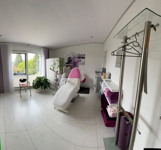 KfW40 Einfamilienhaus, 9Kw-PV-Anlage, Wärmepumpe LWZ 304 Sol – Wohnraum EG