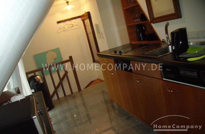 Voll möbliertes Dachgeschoss-Apartment in Köln-Lindenthalt! – 34c720d801acc38e6969c3f635bc31c53fc21ed0.jpg