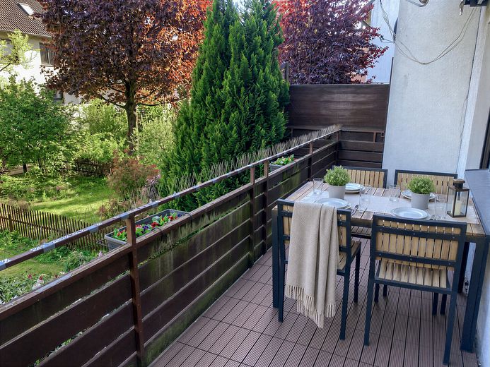 Maison calme pour familles ou vie multigénérationnelle sur quatre étages – Balkon