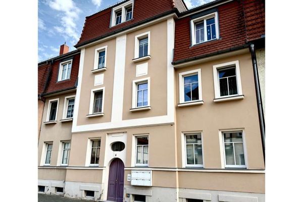 Investimento redditizio con un rendimento lordo da locazione del 5,7% - Edificio plurifamiliare a Riesa con sei unità!