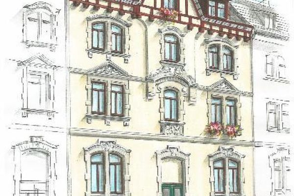 Haselbrunner Str. 120, appartamento 3 ~~~ Maisonette, balcone, bagno finestrato con vasca ad angolo e doccia, WC per gli ospiti, ripostiglio, ripostiglio nel vano scale