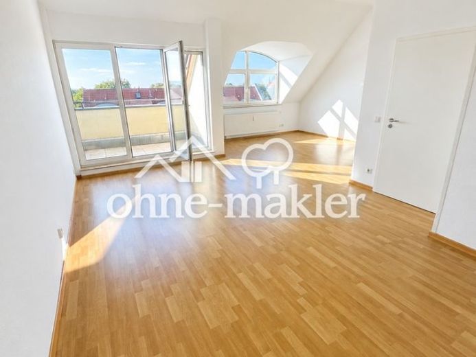 Modern 1-room apartment with balcony, fitted kitchen & step-free access – Photo 1