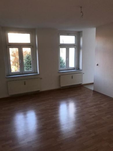Ruhige 1-Zimmer mit Laminat, Balkon und Dusche in Zentrumsnähe zum Toppreis! – IMG_1340
