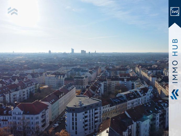 ++ Balkon, Parkett, Badezimmer mit Fenster! Charmante 4-Zimmer Wohnung in beliebter Lage ++ – 4477297-FqWSppoAdugxRQjrasmvtB4i-Ausblick Skyline.jpg