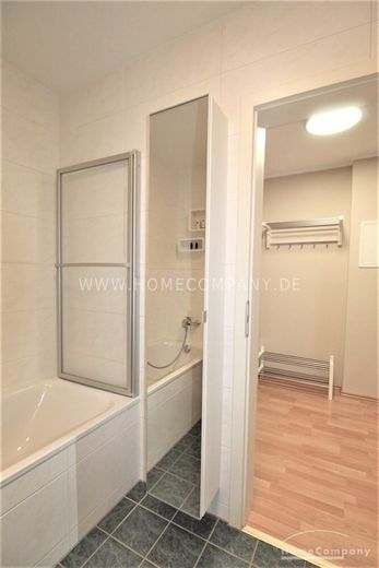 23676 HomeCompany Dresden Möbliert/Furnished 2-Zimmer Apartment mit Balkon in Dresden – Radeberger Vorstadt max. 2 Personen – 72a06bb52f2a6b3675cc927cc283495dbfca466a.jpg