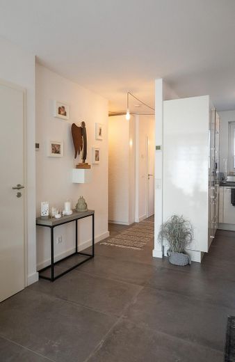 Reihenendhaus KfW 55 mit Wintergarten in Langenfeld – Flur im EG