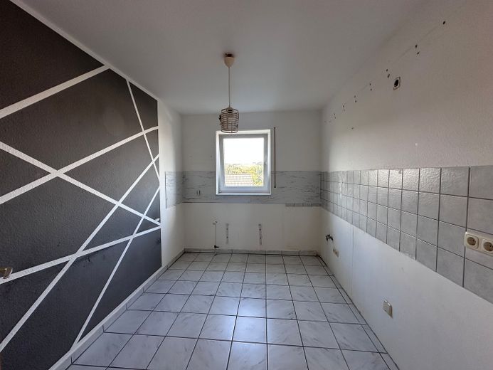 4-Zimmer-Wohnung mit Balkon in ruhiger Wohnlage! – Foto 8