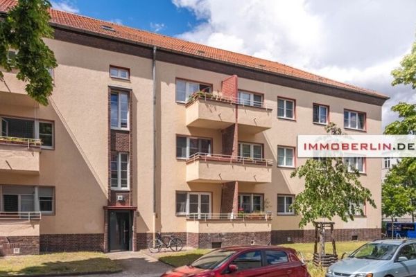 IMMOBERLIN.DE - Frisch renovierte Altbauwohnung mit Südterrasse