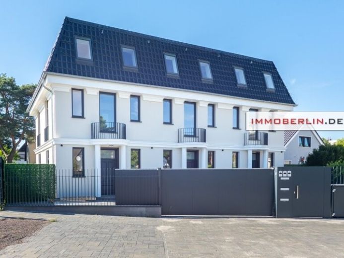 IMMOBERLIN.DE - Ersteinzug! Nobles Neubauhaus in familienfreundlicher Lage am Stadtrand – Foto 1