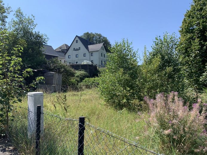 Teilerschlossenes Baugrundstück 872m² - positiver Bauvorbescheid - im Zentrum – 240815_GS_4_4_Zwickau_OT_Cainsdorf_002