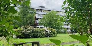 Modernes Apartment mit Balkon, Einbauküche und PKW-Stellplatz – Ausblick