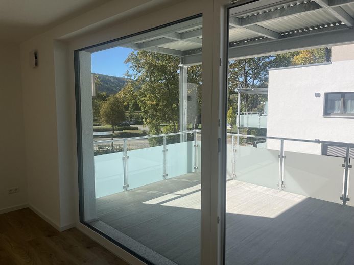 Neubauwohnung in Wurmlingen-Erstbezug – Balkon mit Überdachung