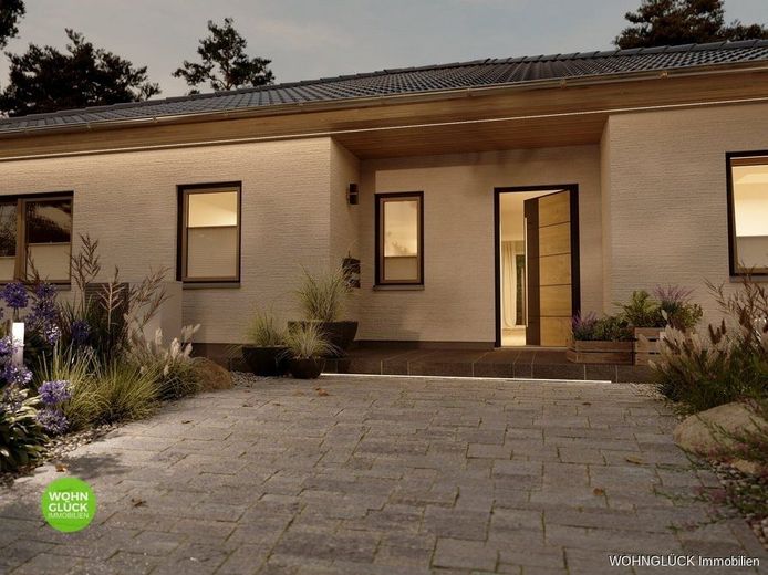 Flexibler Neubaubungalow in Dieburger Bestlage – Eingang