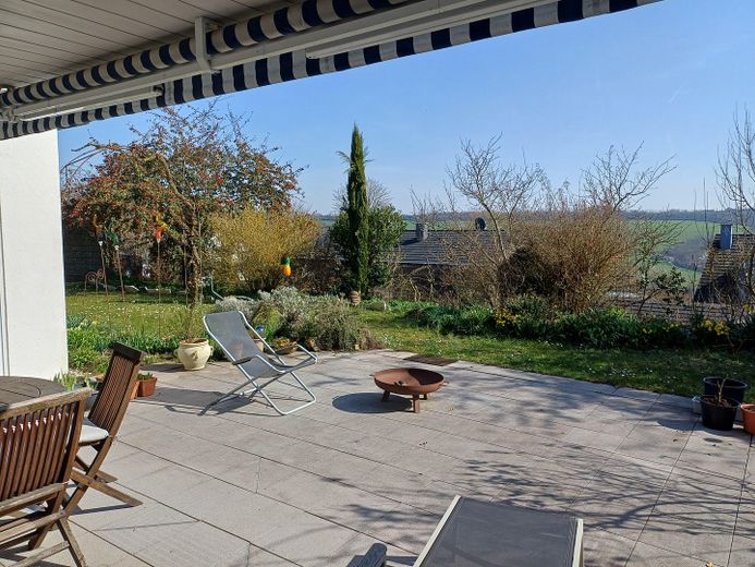 Attraktives EFH in Höhenlage, Nähe Trier – Terrasse