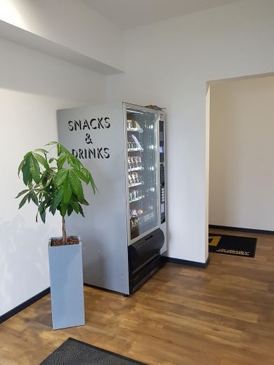 Moderne Büros ab 297,- Euro inkl. aller Nebenkosten – Snackautomat