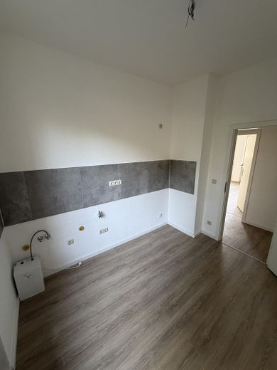 Frisch kernsanierte 2-Zimmer-Wohnung in Krefeld – moderne Ausstattung – Küche