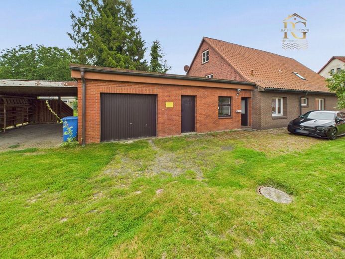 Hinterer blick aufs Haus
