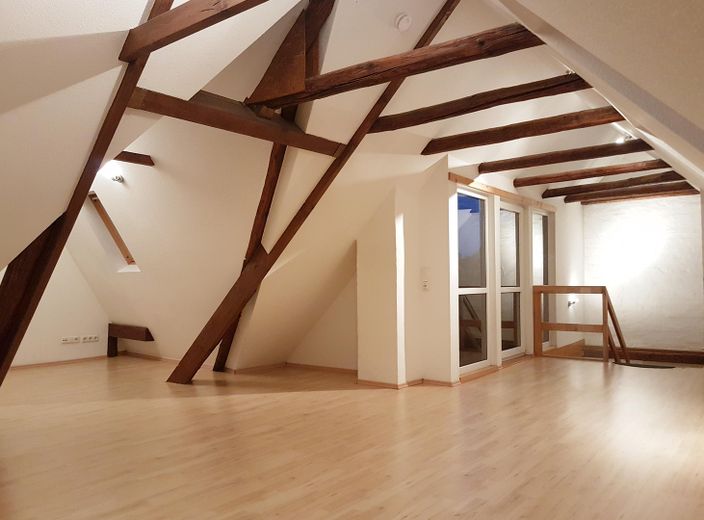 Maisonette mit Dachterrasse in centrumsnaher Anliegerstrasse – Atelier, 10.30m x 6,00 x 3,05