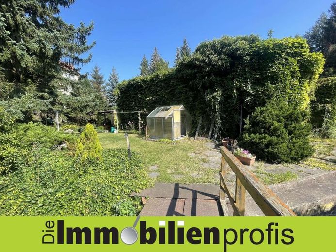 Oelsnitz – Idyllisches Stadtgrundstück – Foto 1