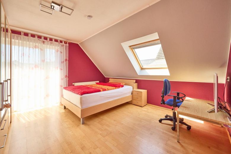 Freistehendes Einfamilienhaus - Ihr neues Zuhause – Foto 28