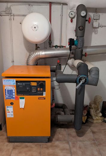 vrijstaand huis op een toplocatie in Bad Münder – Gaskessel 20 KW