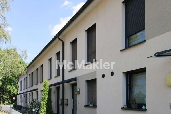 Einziehen und genießen. Familienfreundliches, modernes Reihenmittelhaus.