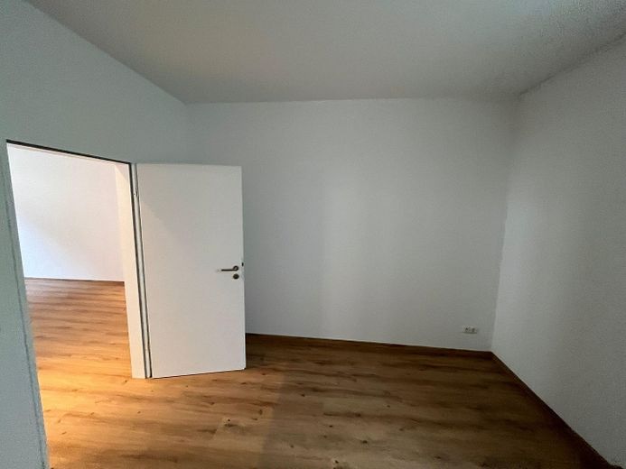 Ampio appartamento di 4 locali nel centro storico di Landshut – Büro
