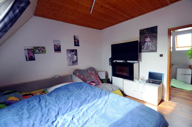 Schlafzimmer DG