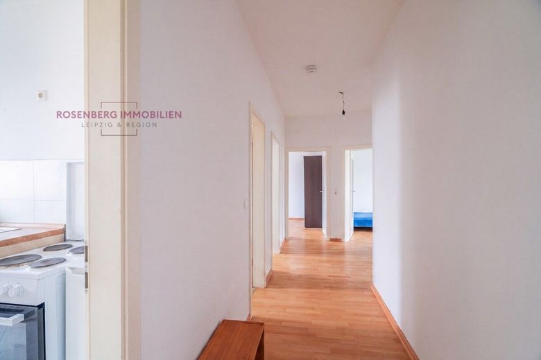 Gepflegte 3-Zimmer-Kapitalanlage im charmanten Altbau in Leipzig / Schönefeld  *4,95% Brottorendite* – Immobilie in Leipzig/Schönefeld-Abtnaundorf zu verkaufen_Flur