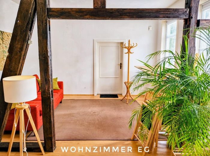 Maison à colombages avec cour intérieure, atelier et garage – vieille ville d’Uelzen, sans commission – Wohnzimmer Wohnung EG
