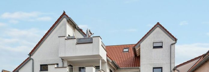 Güneybatı teraslı güneşli yuva – Weisenheim a.S.’de garaj ve park yeri bulunan modern daire