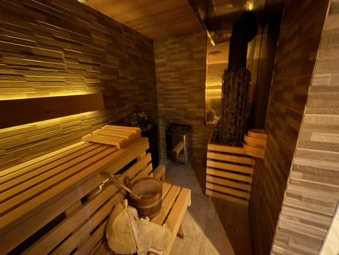 SENZA PROVVIGIONE!!!! Casa unifamiliare esclusiva in una posizione splendida!!!!! – Sauna