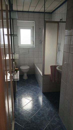 MFH mit 3 Wohnungen - Zentrale Lage - Freistehend – Foto 16