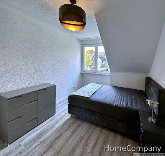 Lichtdurchflutete Wohnung in absolut ruhiger Lage von Düsseldorf Wittlaer – f95b9cbbdfed86fb1e001846c55ac0fbccdcc395.jpg