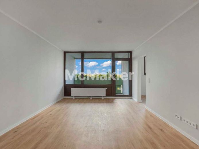 Modernisierte 2-Zimmer-Eigentumswohnung mit Loggia und Tiefgarage in Troisdorf – फोटो 1