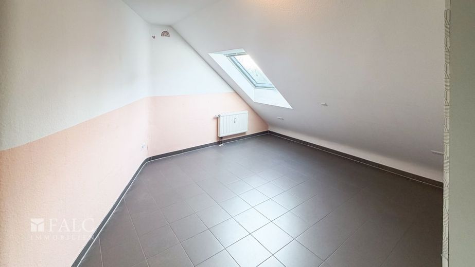 Stilvolle Eigentumswohnung mit Galeriecharakter und offener Raumgestaltung – Schlafzimmer