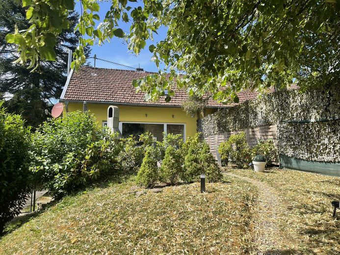 Haus in Alleinlage mit großem Grundstück und 2 Wohnungen – फोटो 8