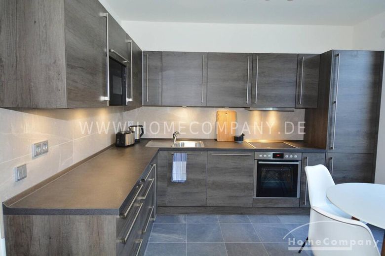 2-Zimmer-Wohnung mit Spreeblick in Tiergarten, Berlin, möbliert – 306fff39e7fee9720569536224190eea9239c013.jpg