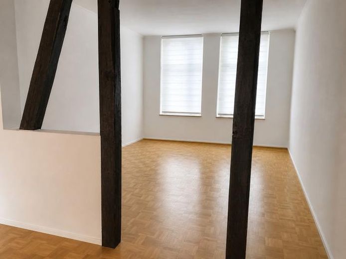 5-кімнатна квартира в старому будинку з власним садом у Ostviertel – Foto 10