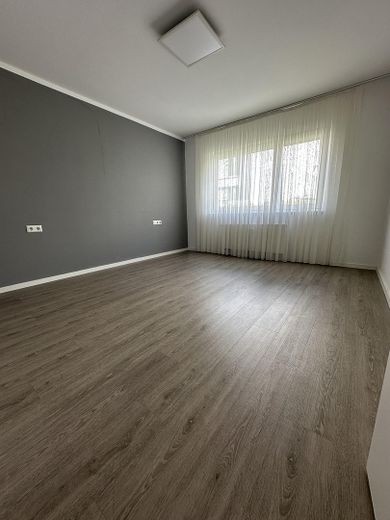 Appartamento di 4,5 locali a Benningen – senza provvigione – Schlafzimmer