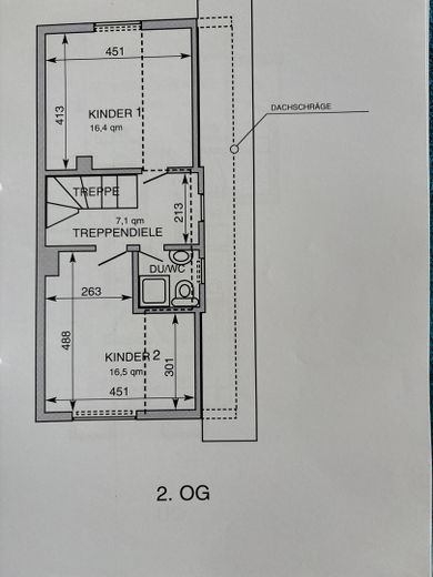 192 m²’lik geniş aile evi – modernize edilmiş, 7 oda, 3 banyo ve B enerji sınıfı – 2 OG